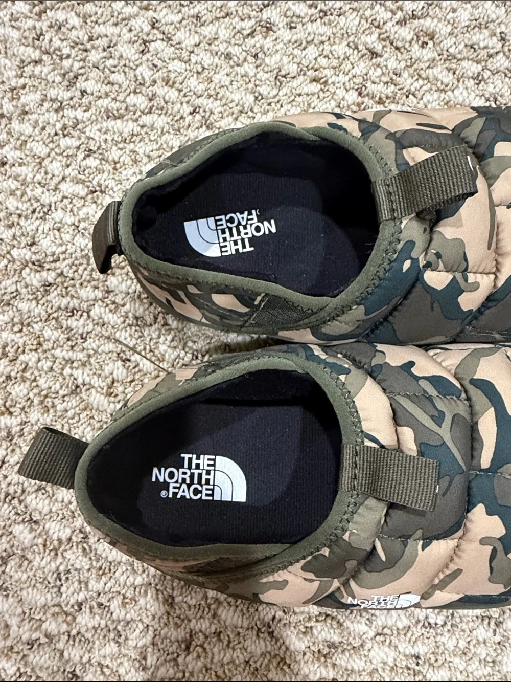 The North Face Kids Camo Quilted Slip-On Slippers - Olive/Tan/Black